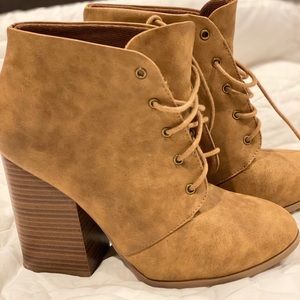 Women’s boots